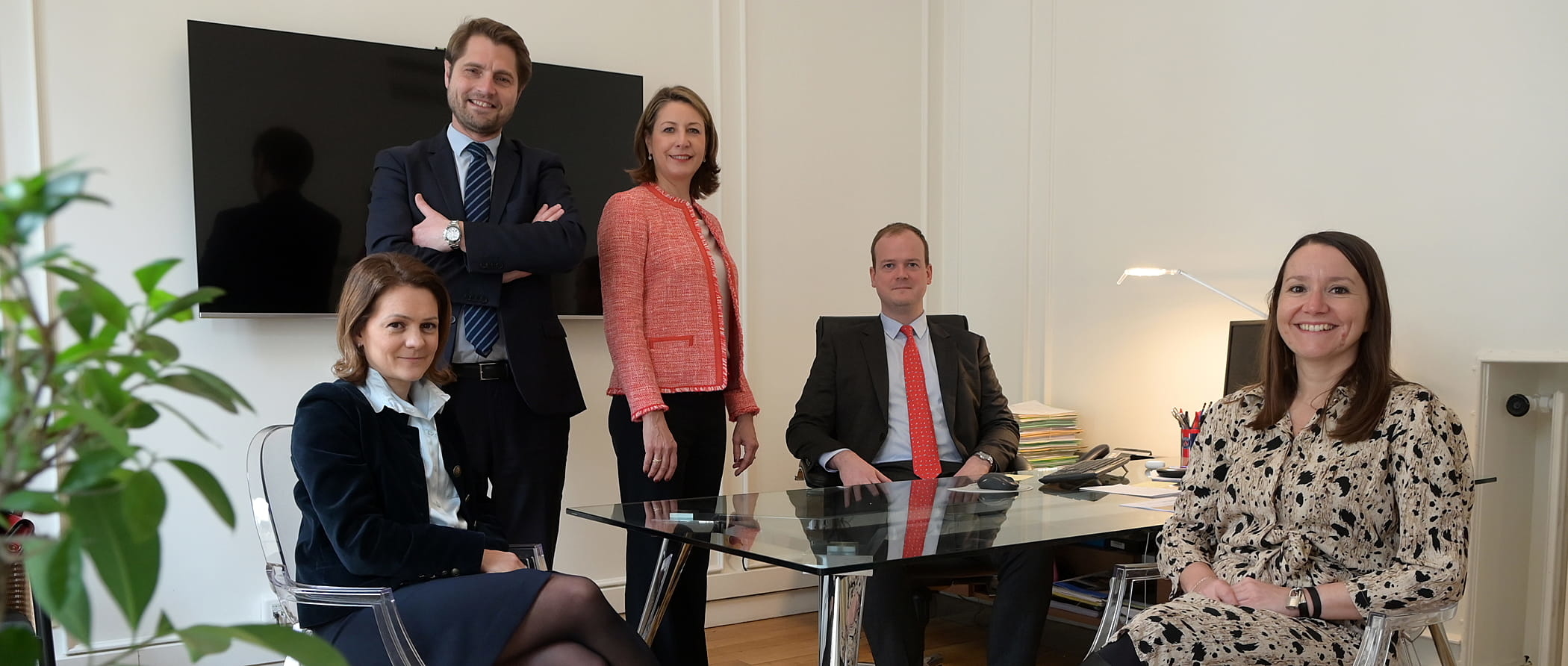 Our law office can help you to transferring assets. 
Seineo is located in Boulogne-Billancourt (92) near to Paris (75).